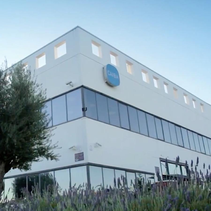 caiba-y-nosoplas-acuerdan-su-proceso-de-fusion-para-mejorar-su-posicionamiento-en-el-sector-del-pet